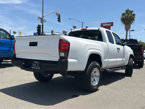 Used 2021 Toyota Tacoma SR RWD image 13