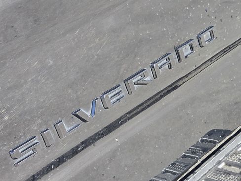 Used 2023 Chevrolet Silverado 1500 Custom w/ LPO, Dark Essentials Package image 10