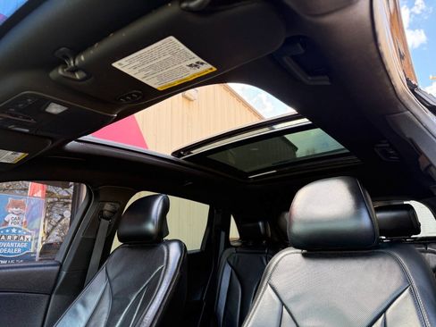 Used 2013 Lincoln MKX AWD image 32