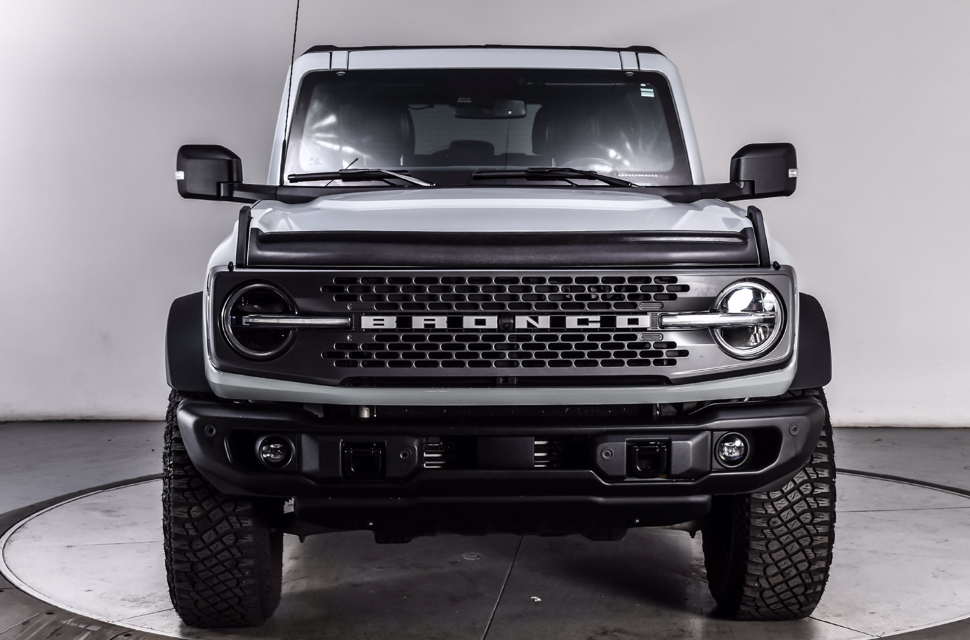 Used 2023 Ford Bronco Badlands w/ Sasquatch Package AWD/4WD image 8