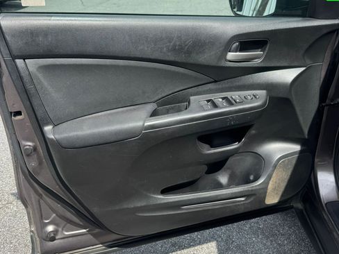 Used 2015 Honda CR-V LX image 11
