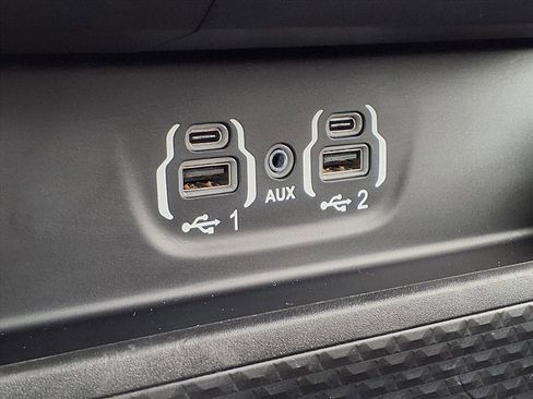 Used 2024 RAM 2500 Laramie w/ Sport Appearance Package image 20