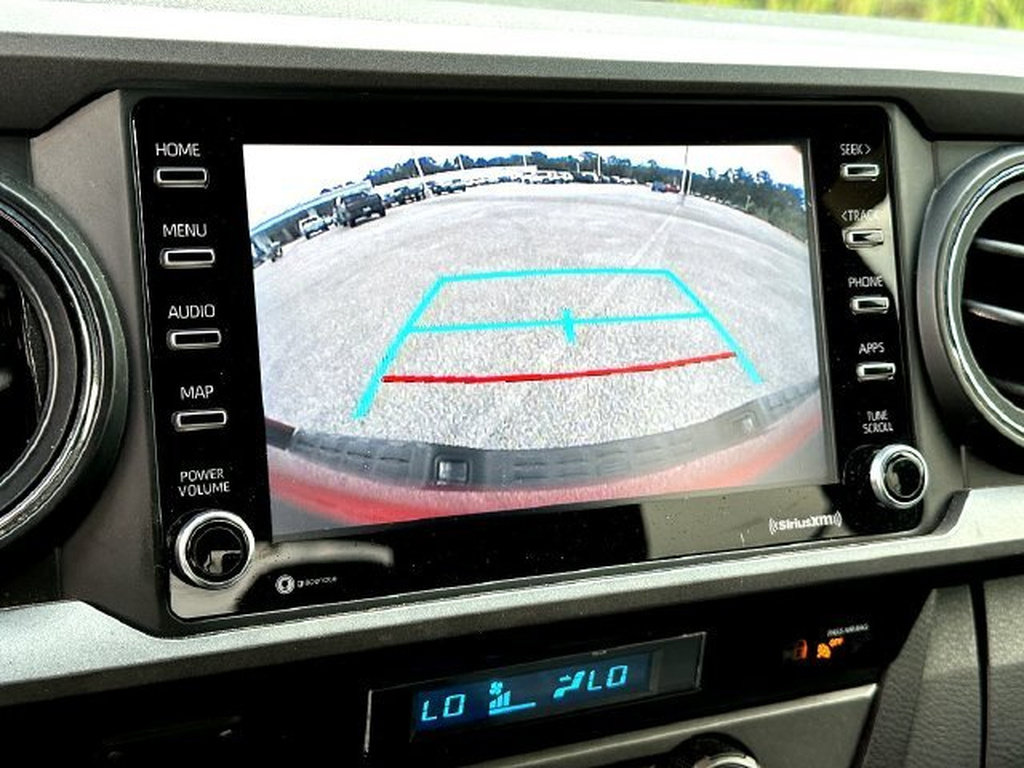 Used 2021 Toyota Tacoma TRD Sport w/ Technology Package AWD/4WD image 14