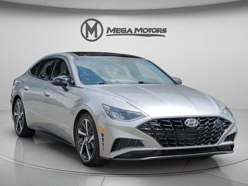 Used 2021 Hyundai Sonata SEL Plus w/ Tech Package FWD image 11
