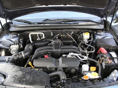 Used 2018 Subaru Outback 2.5i Limited AWD/4WD image 35