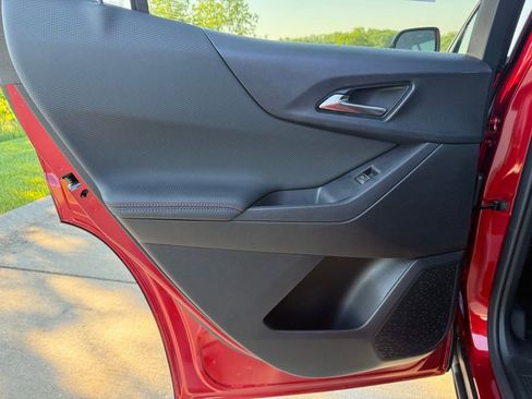 New 2026 Chevrolet Equinox RS AWD/4WD image 13