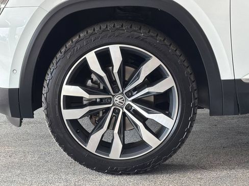 Used 2019 Volkswagen Atlas SEL Premium AWD/4WD image 25
