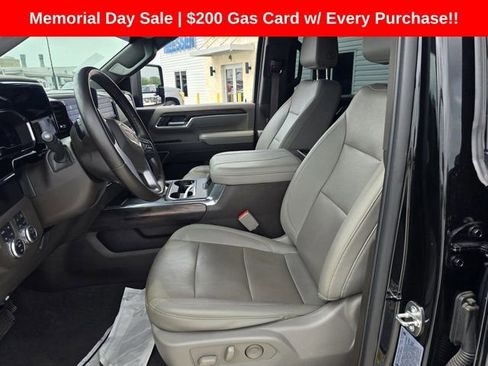 Used 2024 GMC Sierra 2500 SLT w/ SLT Premium Package AWD/4WD image 12