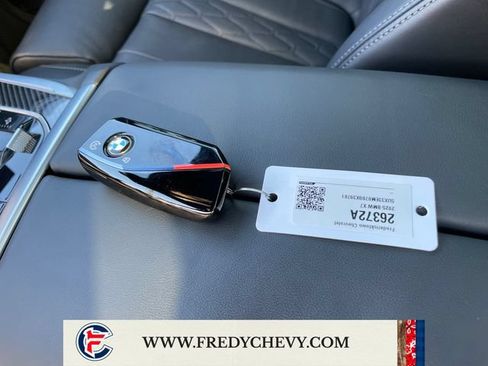 Used 2025 BMW X7 M60i AWD/4WD image 30
