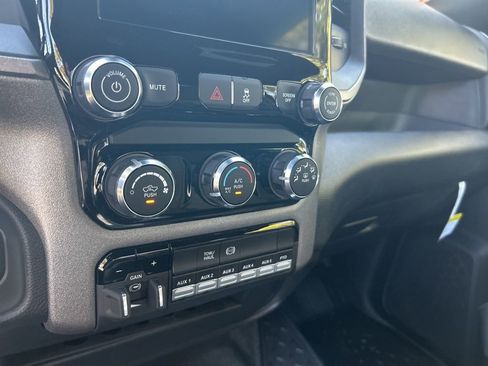 Used 2025 RAM 3500 Tradesman AWD/4WD image 32