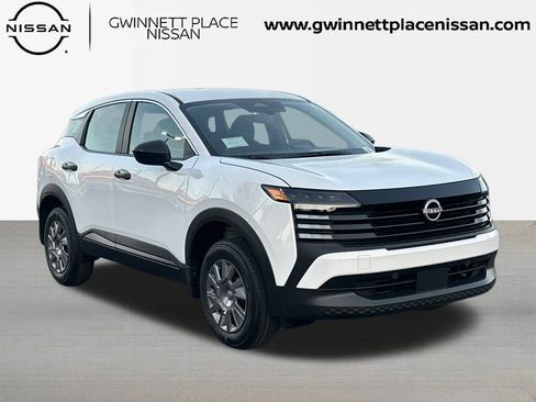 New 2026 Nissan Kicks S image 3