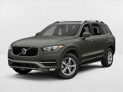 Used 2018 Volvo XC90 T6 Momentum w/ Convenience Package