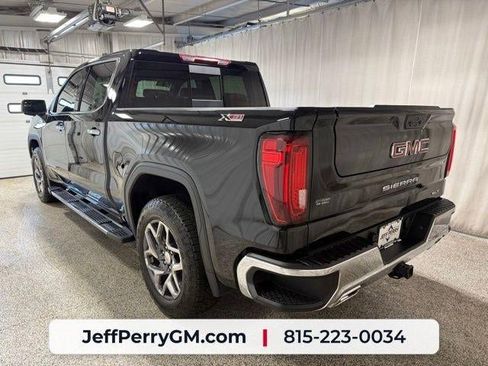 Used 2023 GMC Sierra 1500 SLT w/ SLT Premium Package AWD/4WD image 5