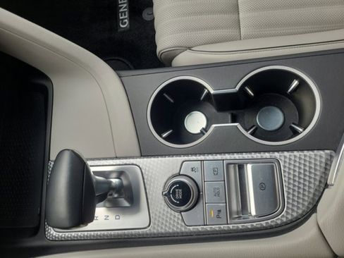 Used 2023 Genesis G70 2.0T w/ Sport Prestige Package image 15