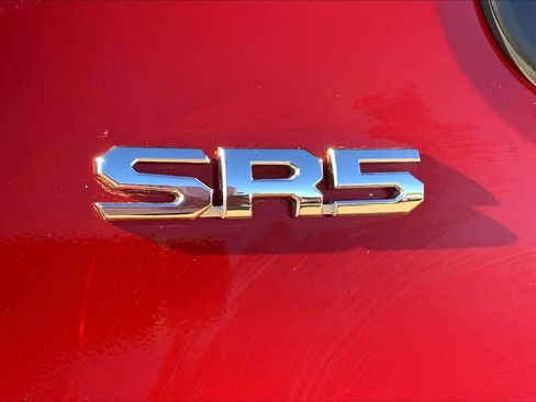 Used 2024 Toyota Tacoma SR5 image 9