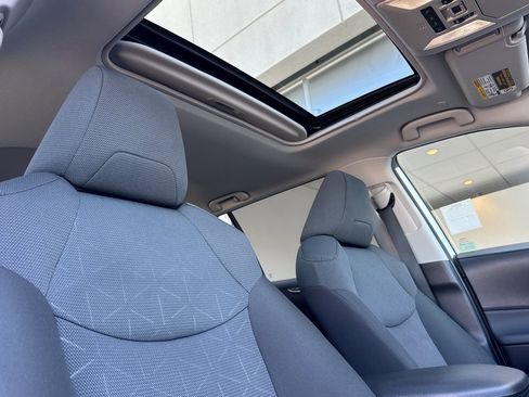 Certified 2025 Toyota RAV4 XLE w/ Convenience Package image 17