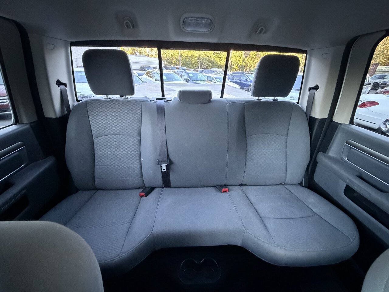 Used 2016 RAM 2500 SLT AWD/4WD image 29