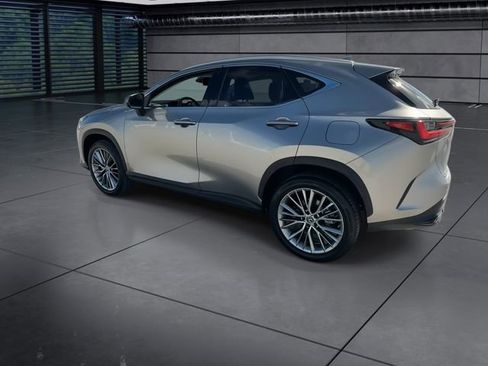 Used 2023 Lexus NX 350 AWD image 6