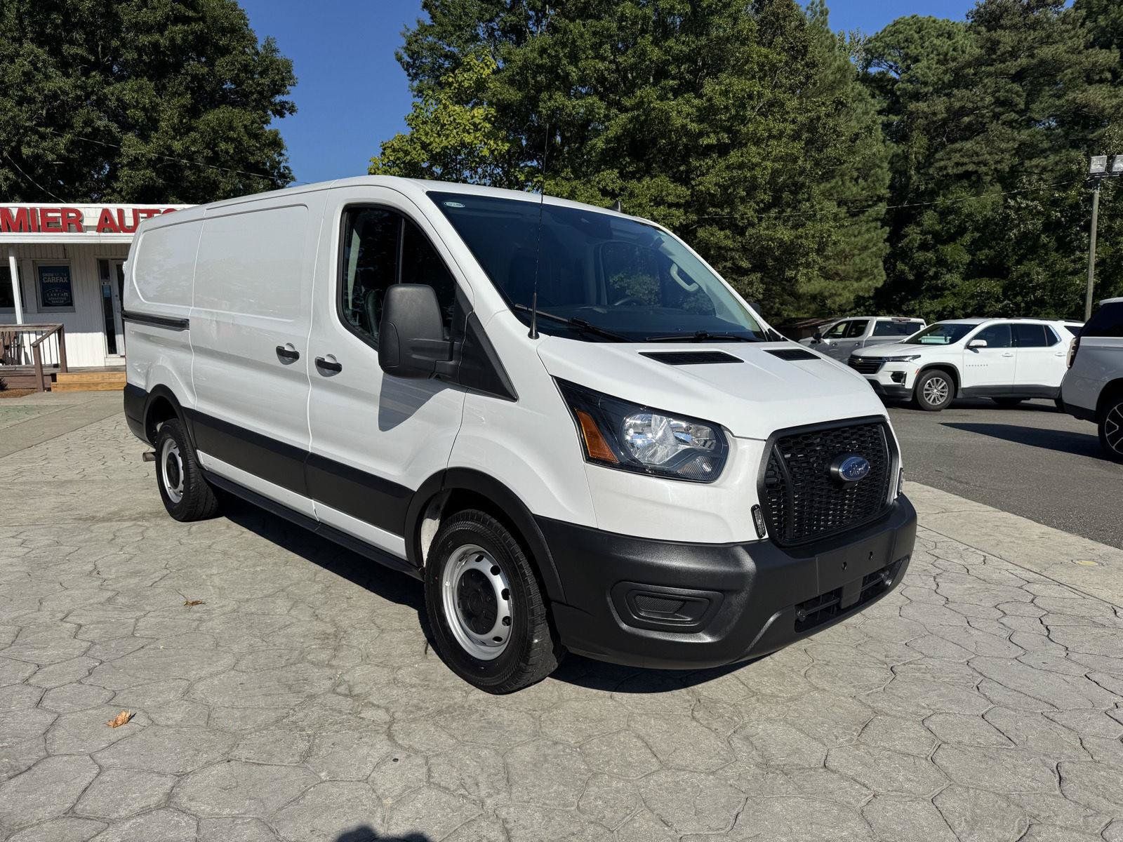 Used 2024 Ford Transit 150 Low Roof RWD image 1