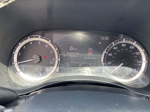 Used 2023 Toyota Highlander XLE image 26