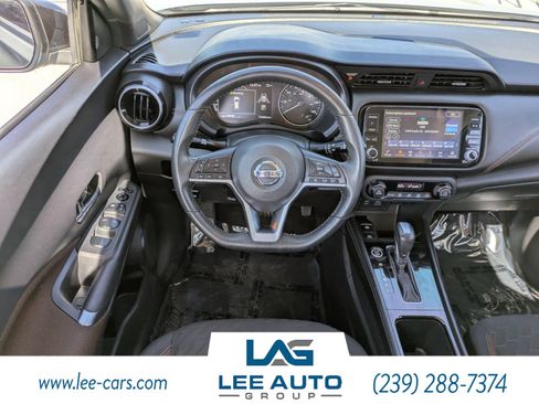 Used 2021 Nissan Kicks SR image 13