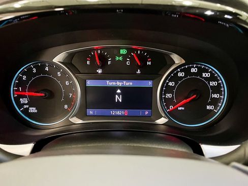 Used 2020 Chevrolet Traverse LT image 20