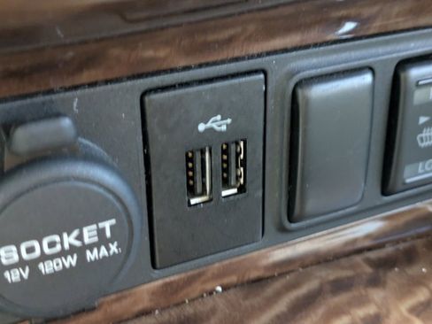 Used 2018 Nissan Armada SL w/ Moonroof Package image 19