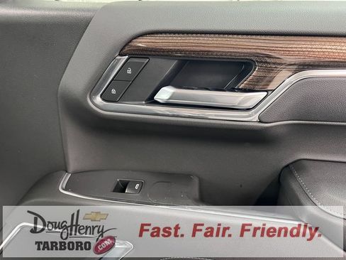 New 2025 Chevrolet Silverado 1500 LT w/ Z71 Off-Road Package image 38