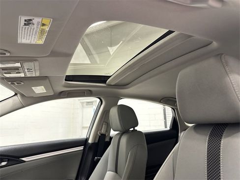 Used 2021 Honda Civic EX image 29