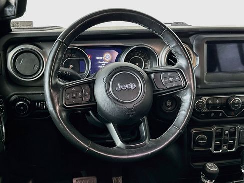 Used 2019 Jeep Wrangler Unlimited Sport S AWD/4WD image 18