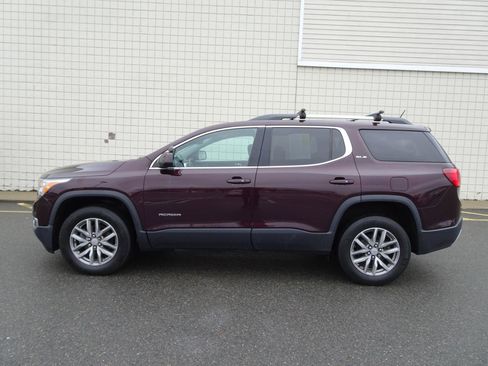 Used 2017 GMC Acadia SLE AWD/4WD image 4