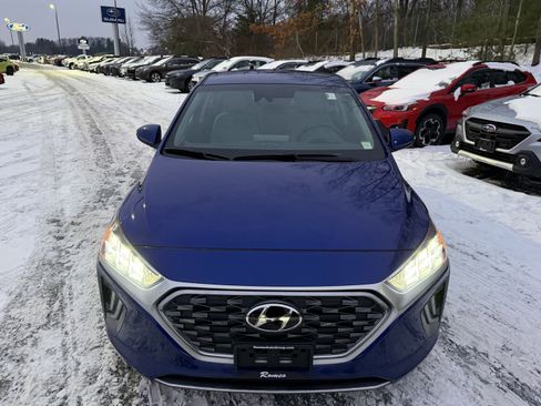 Used 2022 Hyundai Ioniq SEL image 15