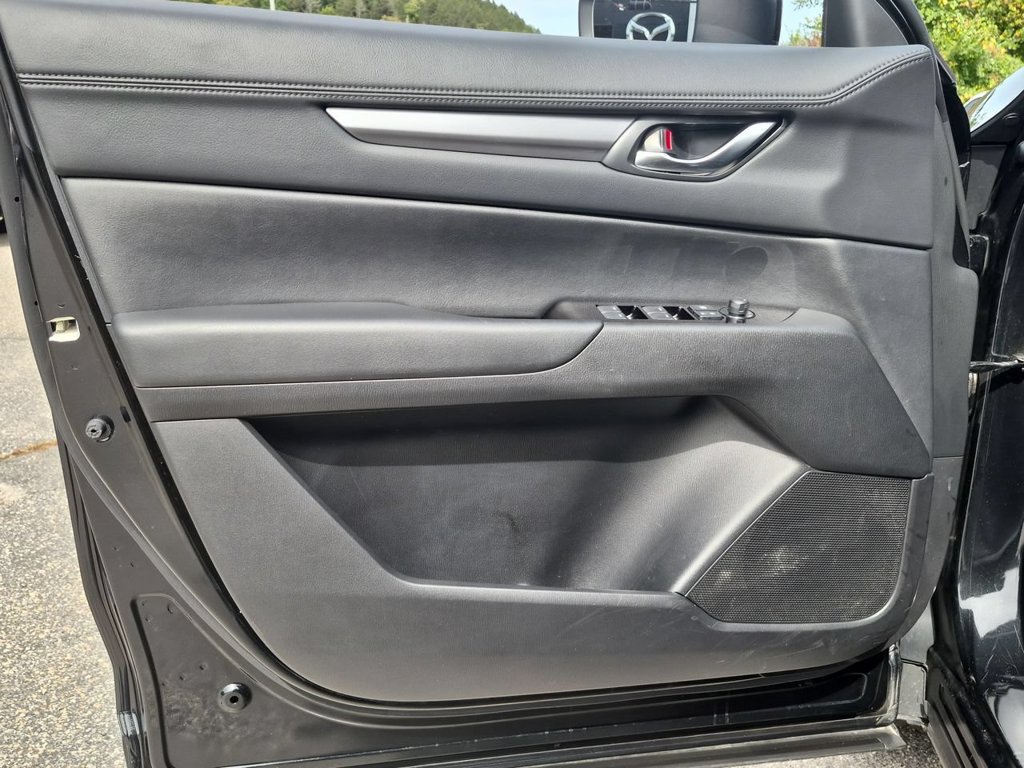 Certified 2025 MAZDA CX-5 AWD 2.5 S w/ Select Package image 11