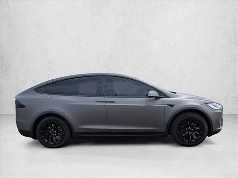 Used 2020 Tesla Model X Long Range AWD/4WD image 4