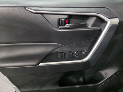 Used 2024 Toyota RAV4 LE AWD/4WD image 10
