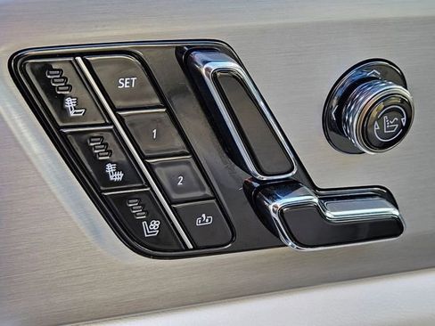 New 2026 Cadillac Vistiq Sport w/ LPO, Floor Liner Package image 25