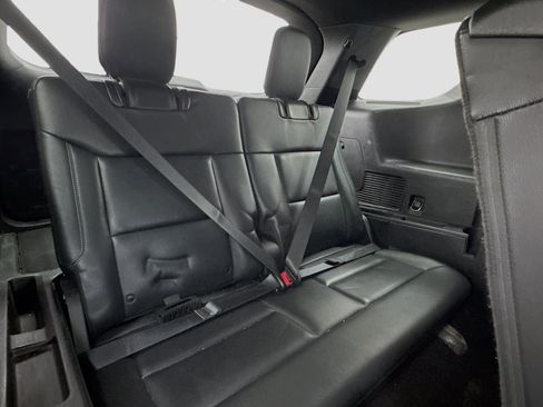Used 2020 Ford Explorer XLT w/ Equipment Group 202A RWD image 18
