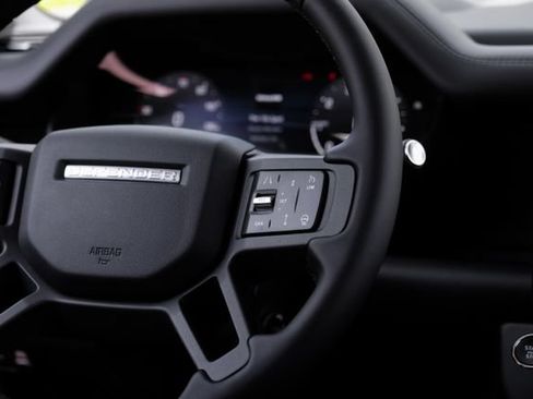 New 2026 Land Rover Defender 130 X-Dynamic SE AWD/4WD image 21
