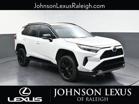 Used 2023 Toyota RAV4 XSE w/ XSE Grade Weather Package AWD/4WD image 3