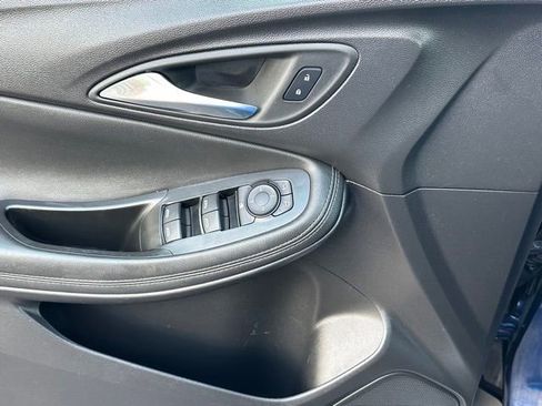 Used 2023 Buick Encore GX Select FWD image 19