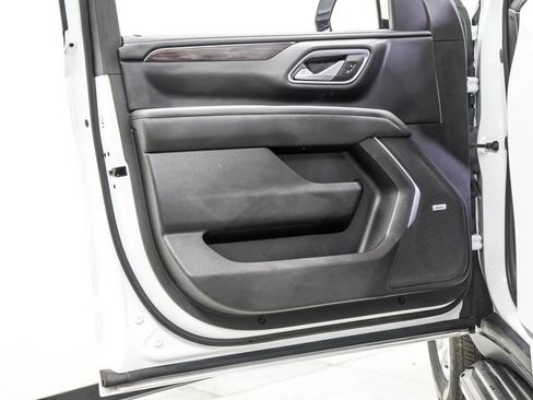 Used 2024 Chevrolet Tahoe LT RWD image 43