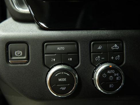 New 2026 GMC Sierra 1500 SLT AWD/4WD image 27