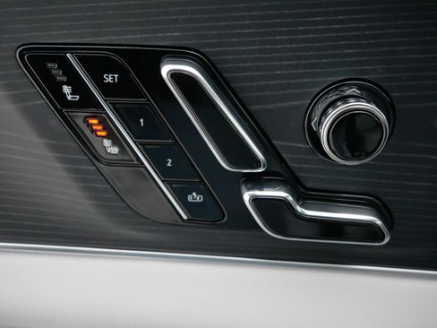 New 2026 Cadillac Lyriq Luxury image 18