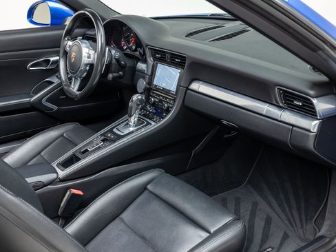 Used 2014 Porsche 911 Carrera image 17