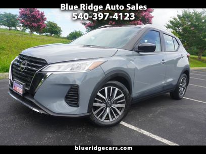 Used 2023 Nissan Kicks SV
