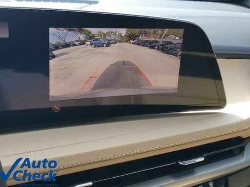 Certified 2024 Cadillac XT4 Luxury FWD image 27