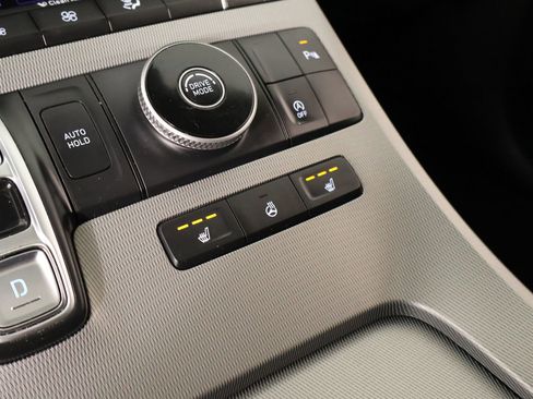 Used 2022 Hyundai Palisade SEL w/ Premium Package FWD image 8