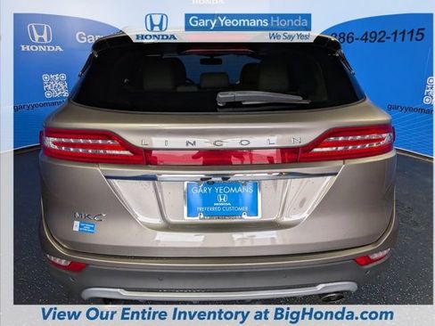 Used 2019 Lincoln MKC Premiere FWD image 4