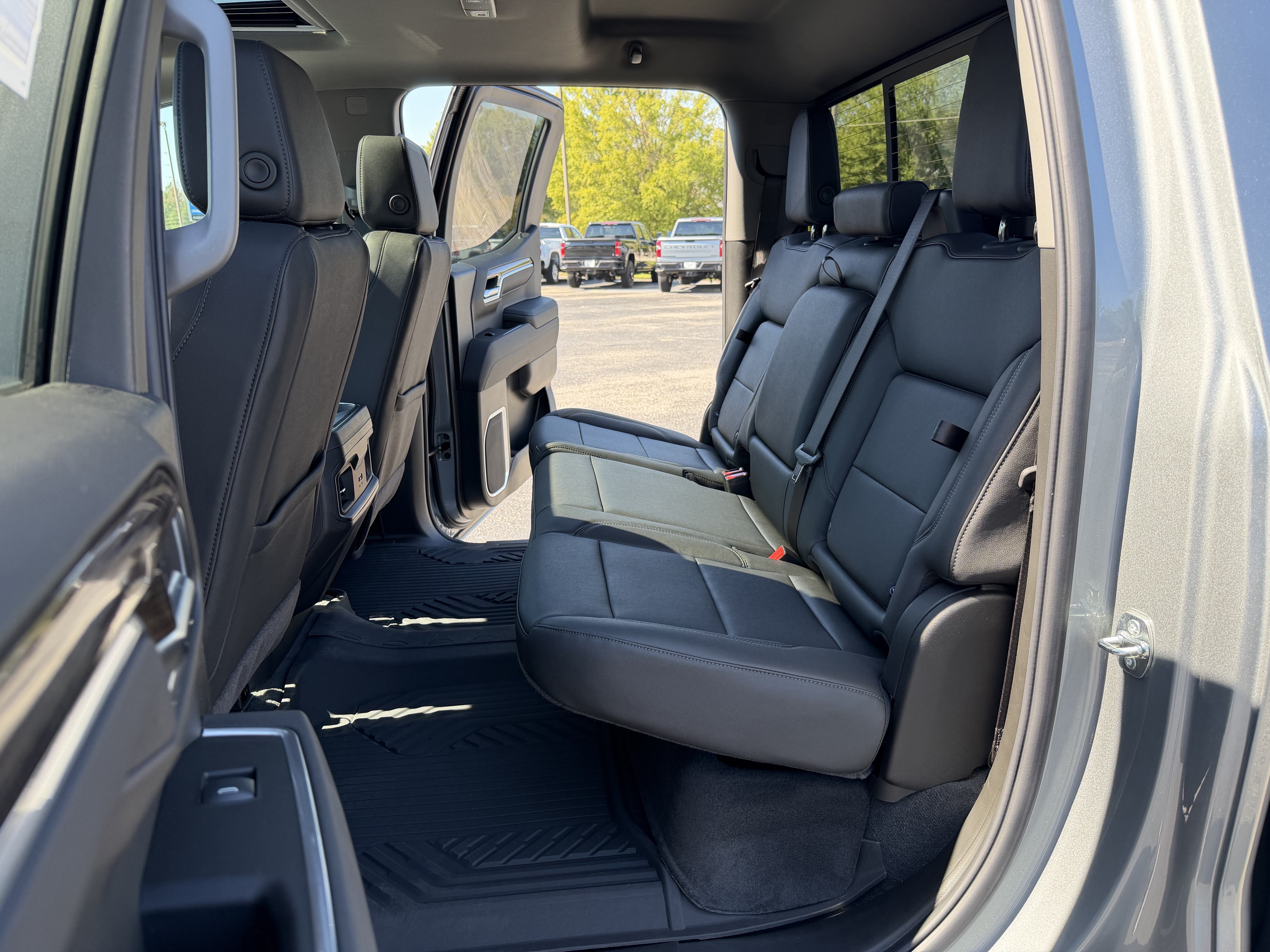 New 2026 Chevrolet Silverado 1500 RST w/ RST All Star Premium Package AWD/4WD image 33