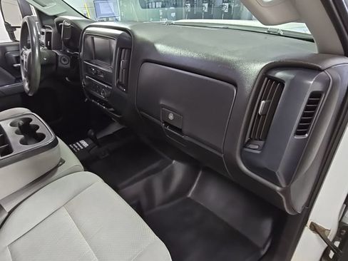 Used 2019 GMC Sierra 2500 4x4 Crew Cab w/ Sierra Convenience Package image 31